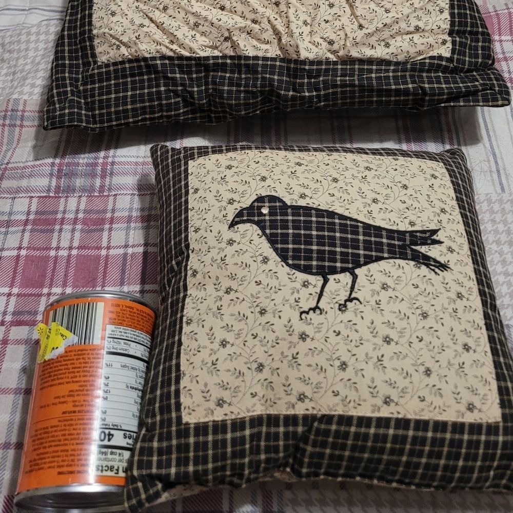 Kettle Grove pattern style accent pillows
